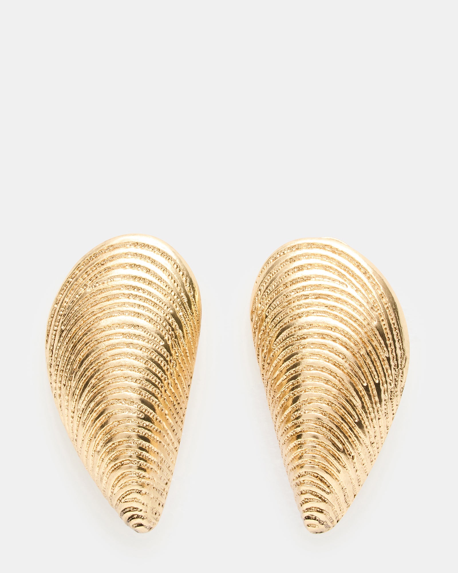 OYSTER SHELL EARINGS GOLD